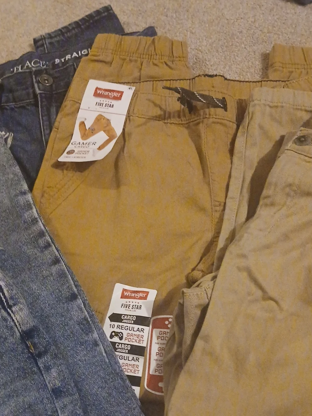 Boys Large Bundle (16 Pieces) Large 10/12, 10, 12, M10/12. See Description